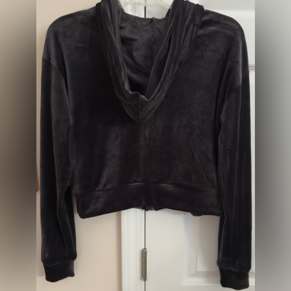 NWT No Boundaries Woman’s Soft Black Cropped Long Sleeve‎ Zip Up Jacket Size XS - Picture 7 of 8